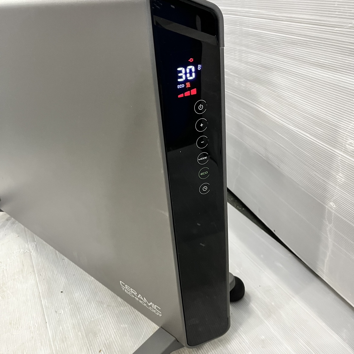 千葉引き取り可】デロンギ コンベクターヒーター HXJ60L12 つつん