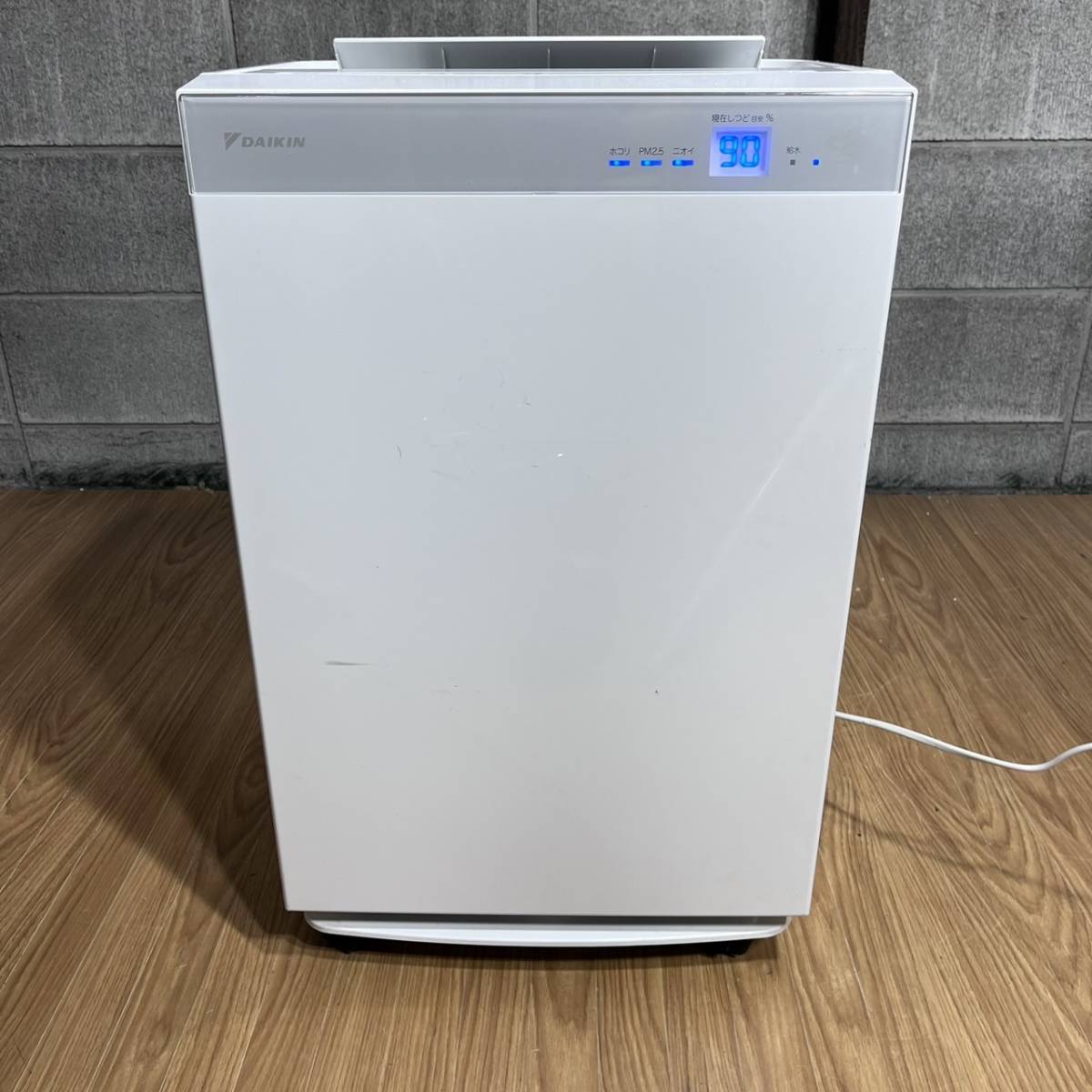 DAIKIN ダイキン 加湿空気清浄機 MCK70VKS-W 2019年製 ダイキン 加湿